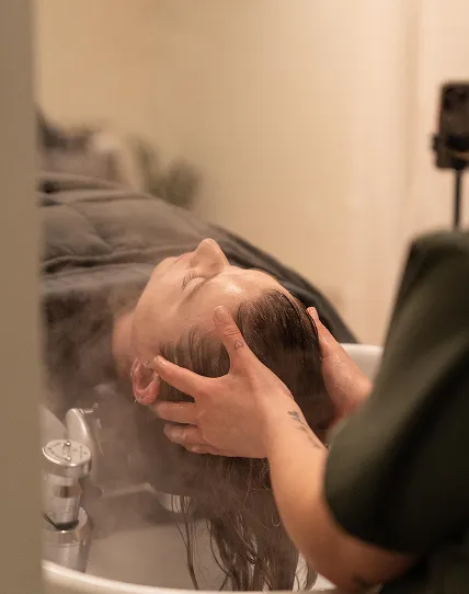 The Gold Standard in Head Spa Comfort